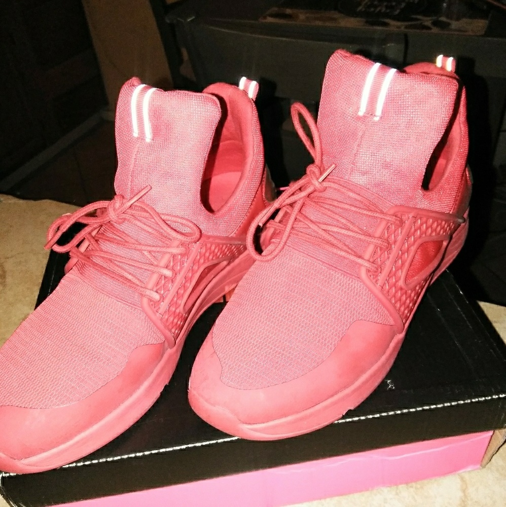 Red Aldo sport